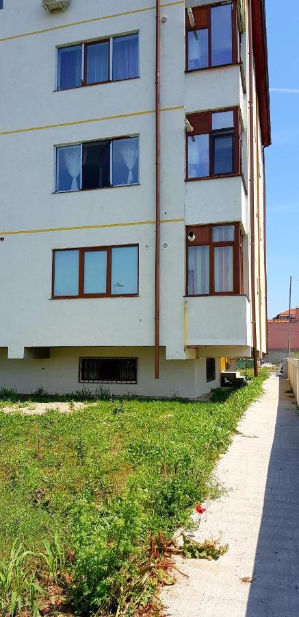 Sarah Apartment Констанца Экстерьер фото